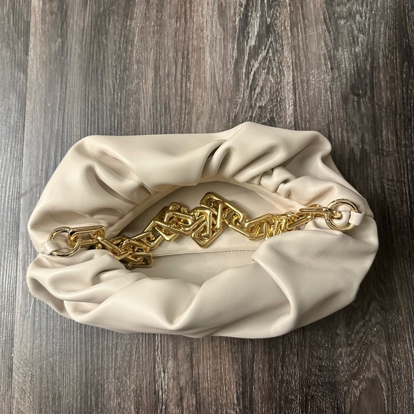 Bottega Veneta inspired handbag - Picture 5 of 5